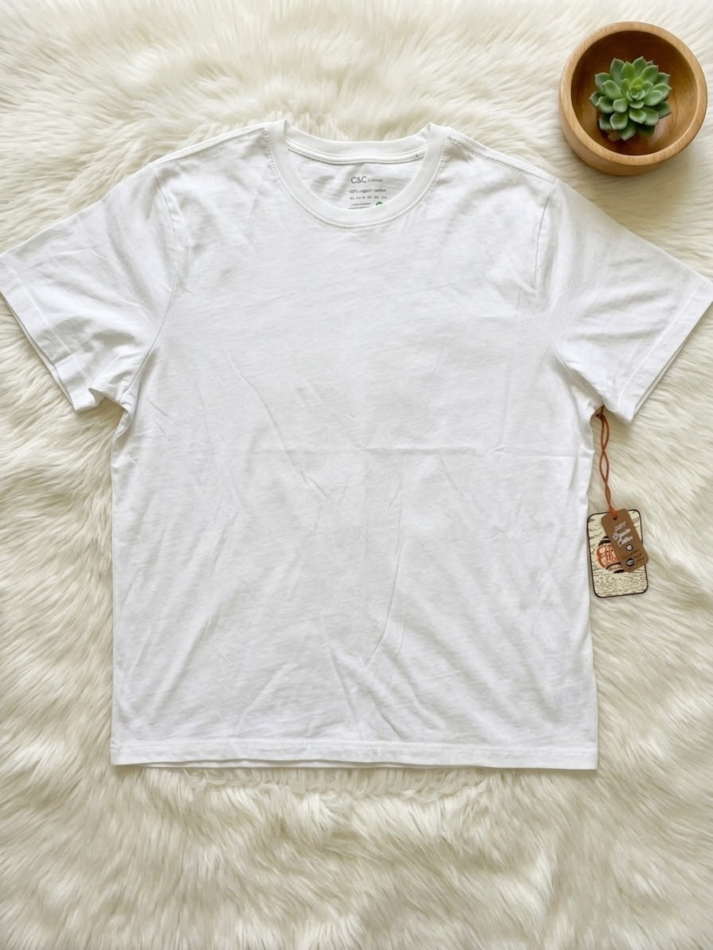 NWT C&C California White Organic Cotton Crewneck Short Sleeve Tee L